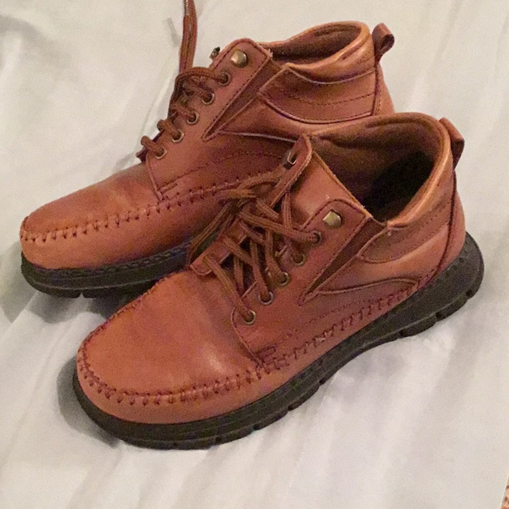 Comfortable brown booties. Hardly worn.